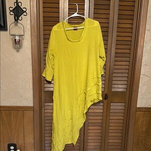 Oh My Gauze! Yellow Asymmetrical High-Low Top